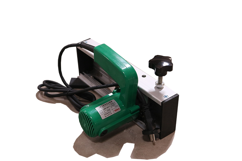 Máy làm sạch bề mặt cửa nhựa - Ảnh 3