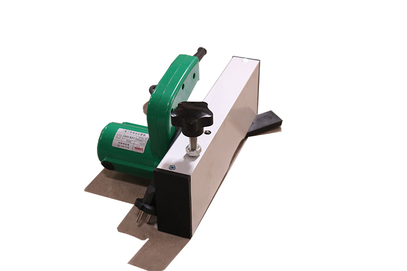 Máy làm sạch bề mặt cửa nhựa - Ảnh 4
