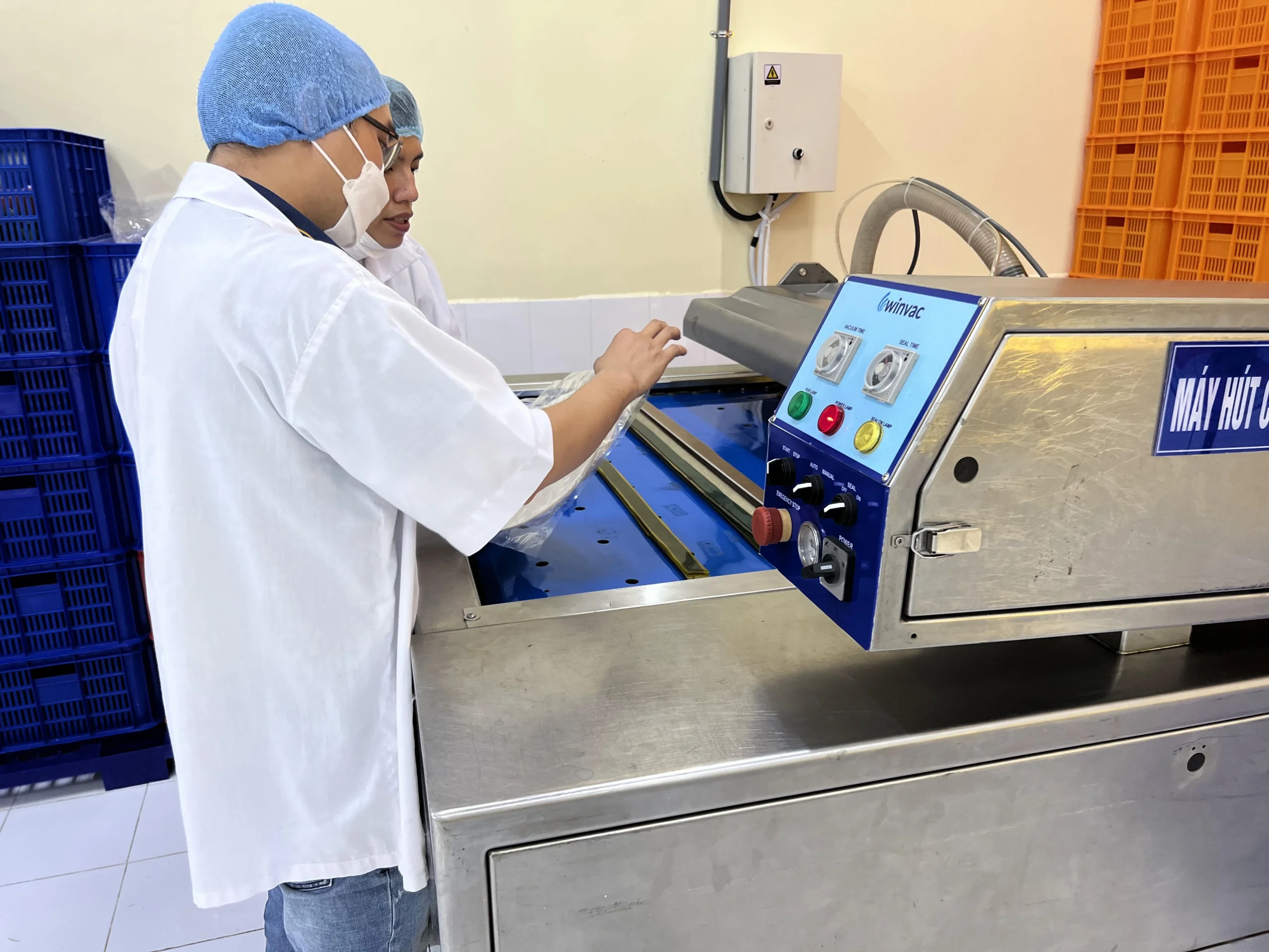 Ưu điểm khi thuê máy hút chân không công nghiệp
