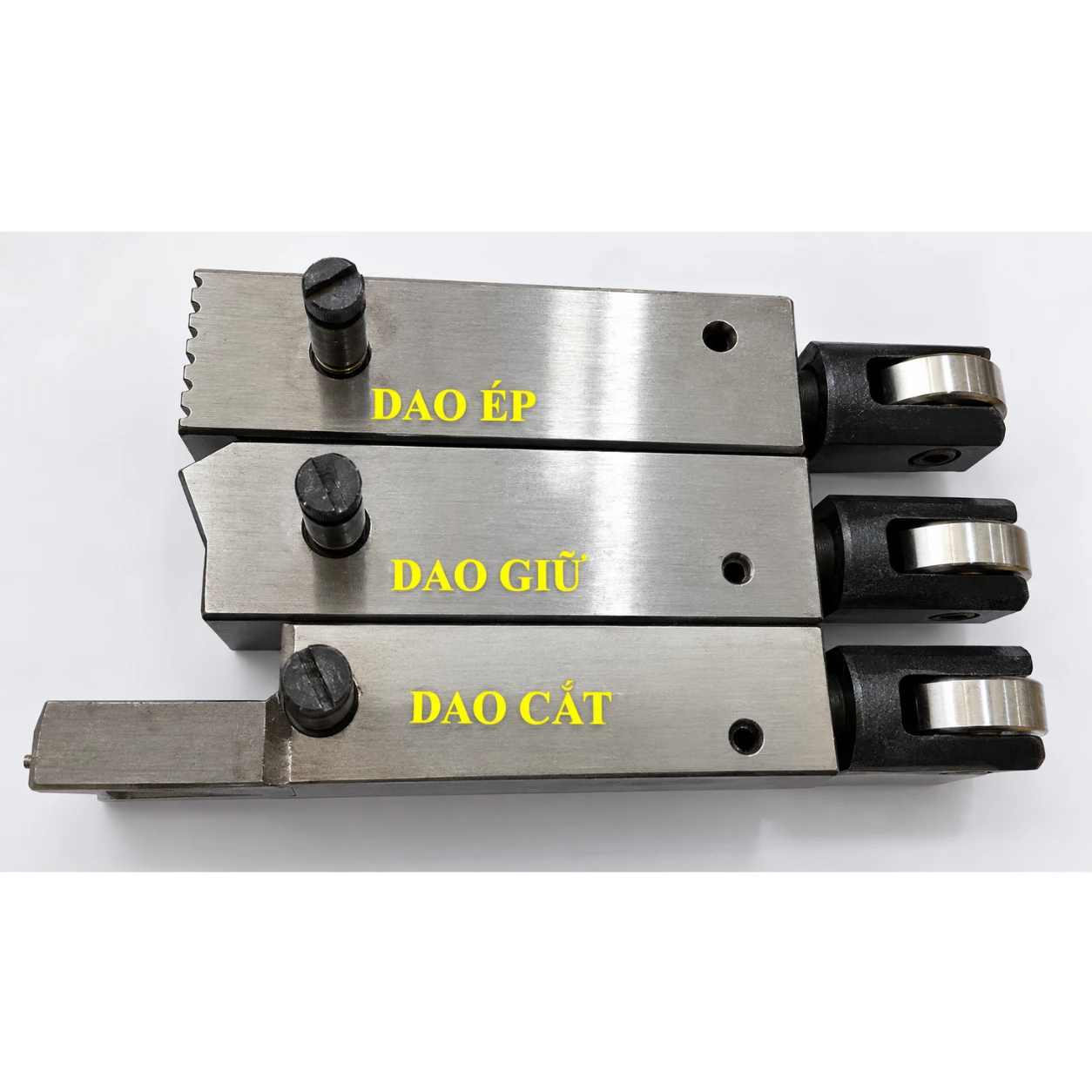 Bộ Dao Cắt, Ép, Giữ Máy Đai Thùng Chali JN740 - Ảnh 3